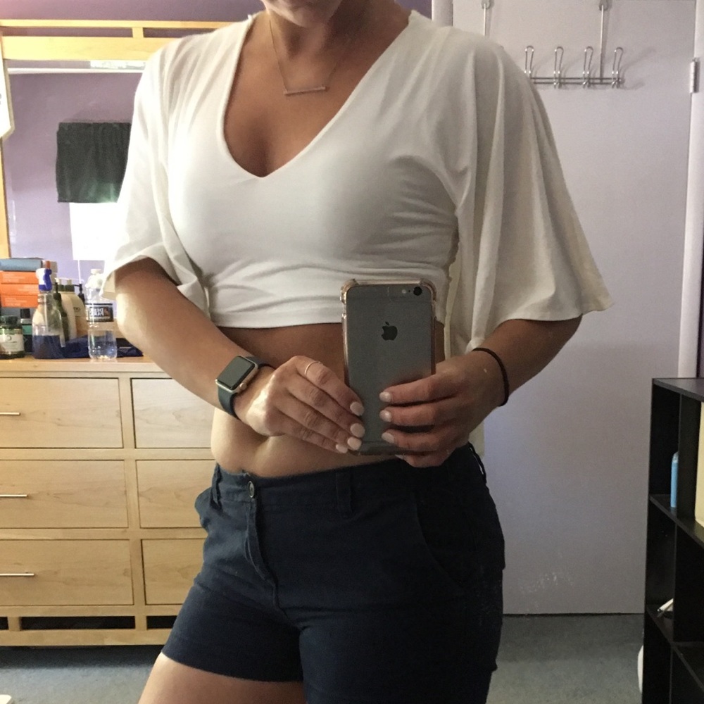“Ivory” crop top with cape back - Picture 6 of 6